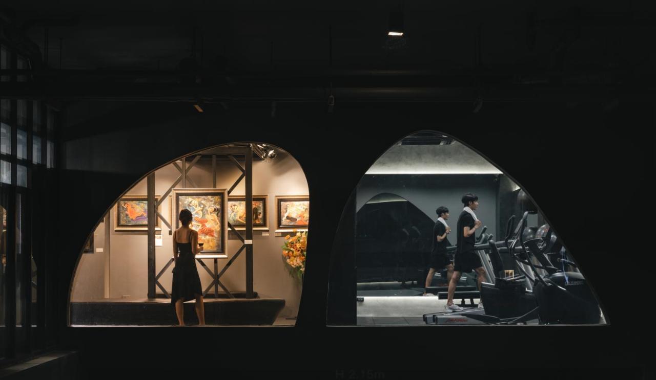 Art Mai Gallery Nimman Hotel Chiang Mai Luaran gambar The interior of the station