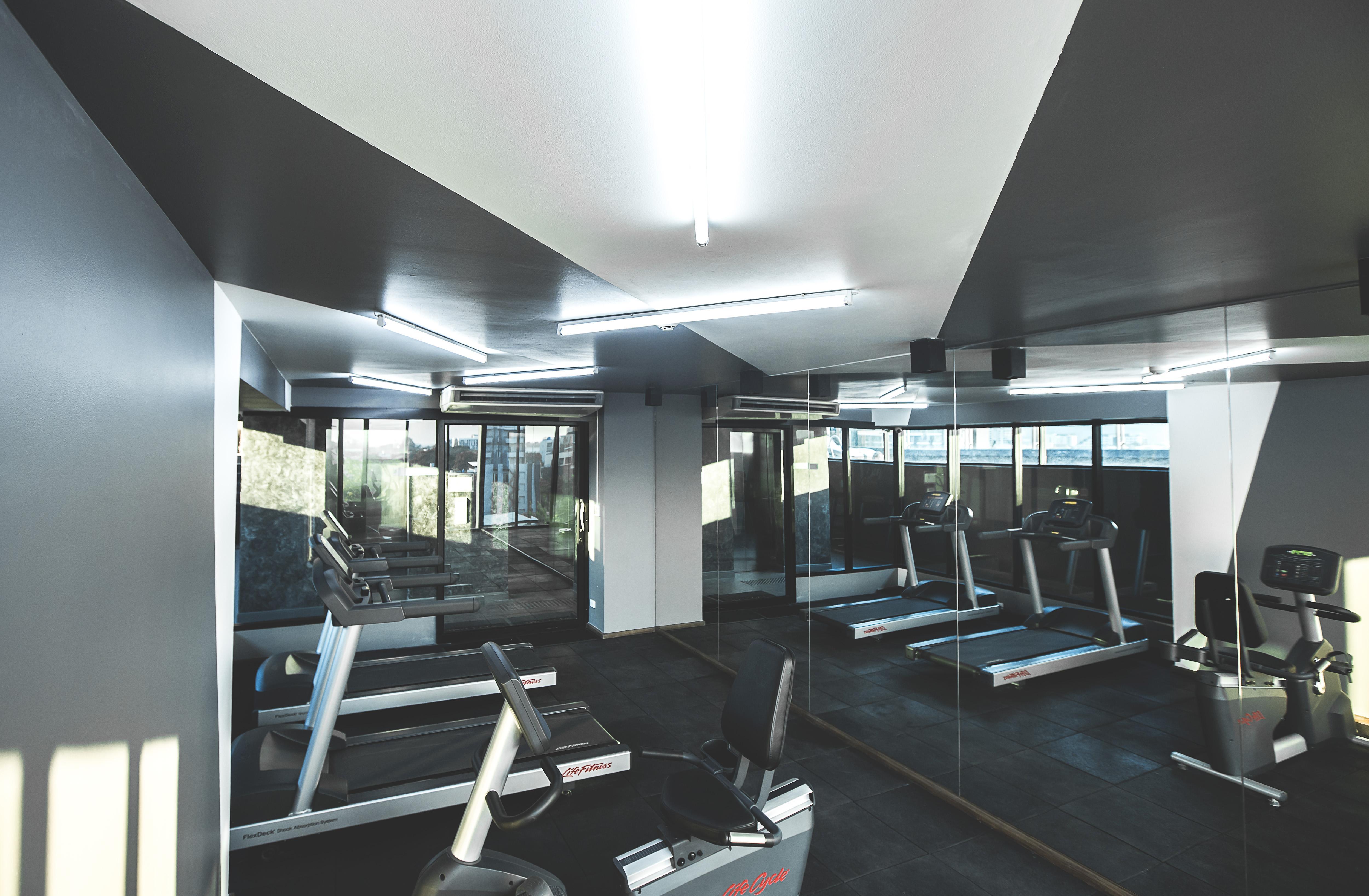 Art Mai Gallery Nimman Hotel Chiang Mai Luaran gambar The gym at the hotel